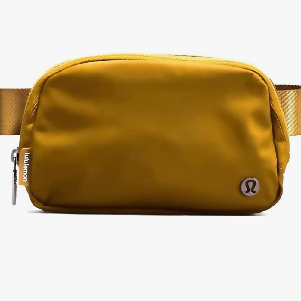 388. Lululemon Burnt caramel everywhere belt bag 1L - Picture 2 of 6